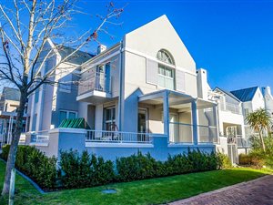 3 Bed House in Kylemore