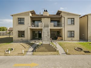 2 Bedroom Apartment in Brentwood Park