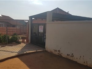 3 Bed House in Eldorado Park