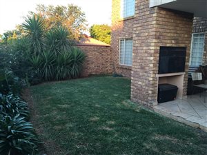 2 Bed Townhouse in Pierre van Ryneveld