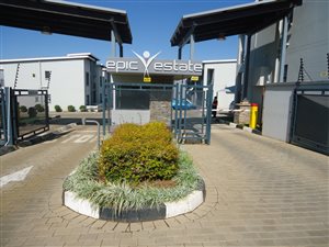 2 Bed Apartment in Witpoortjie