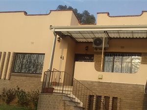5 Bed House in Glencoe