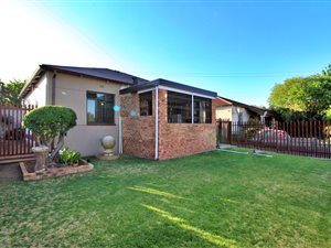 3 Bed House in Fishers Hill