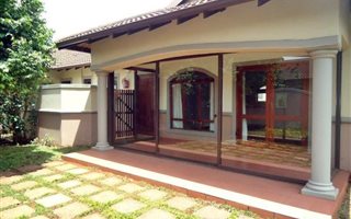 2 Bedroom Simplex in Le Domaine