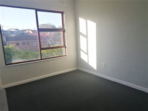 2 Bed Flat in Amalinda