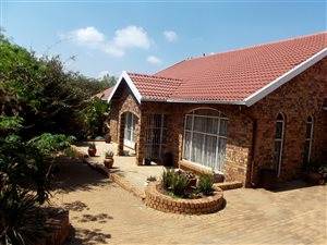 4 Bed House in Suideroord