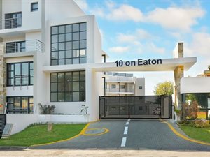 2 Bed Apartment in Bryanston