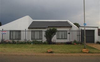 3 Bedroom House in Eersterust
