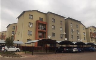 2 Bedroom Apartment in Erand Gardens