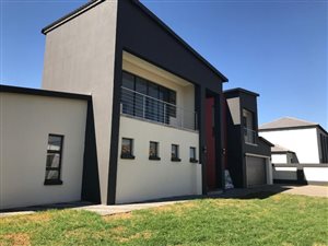3 Bed House in Zambezi Manor Estate