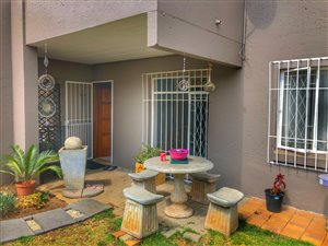2 Bed Apartment in Brackendowns