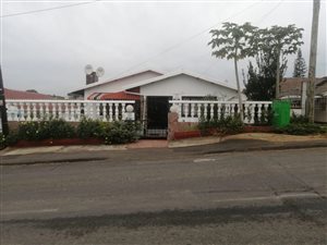 3 Bed House in Mobeni
