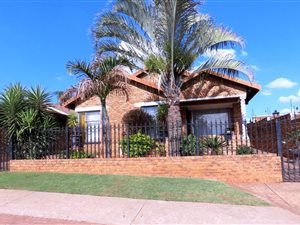 4 Bed House in Eersterust