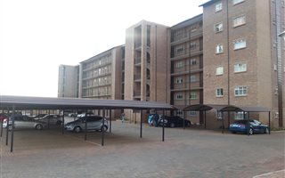 0.5 Bedroom Apartment in Annlin