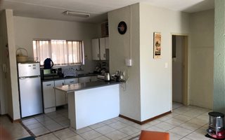1 Bedroom Flat in Westdene
