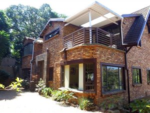 3 Bed House in Padfield Park