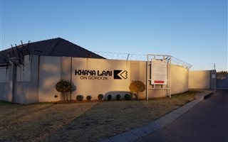 3 Bedroom Townhouse in Highveld Park
