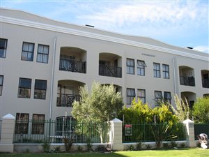 2 Bed Townhouse in Stellenbosch Central