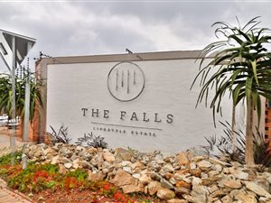 3 Bed Apartment in Wilgeheuwel