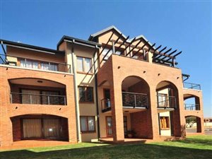2 Bed Apartment in Erand Gardens