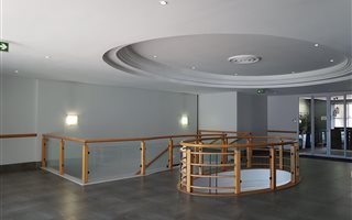 122 m² Commercial space in Illovo