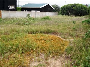496 m² Land available in Kleinkrantz