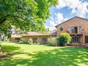 1.8 ha Farm in Bredell AH