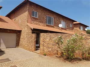 3 Bed Duplex in Clarina