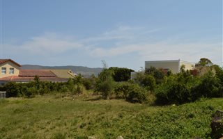 616 m² Land available in Fishers Haven