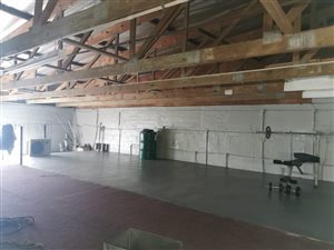 240 m² Commercial space in Jacobs