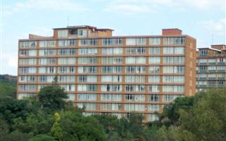 1.5 Bedroom Apartment in Weavind Park