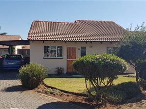 2 Bedroom Townhouse in Bonaero Park