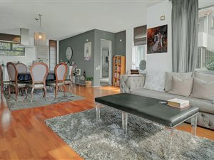 2 Bed Apartment in Oaklands