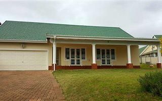 3 Bedroom House in Mt Edgecombe