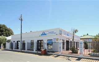 520 m² Office Space in Van Der Stel