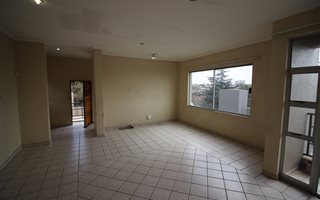 2 Bedroom Apartment in Westdene