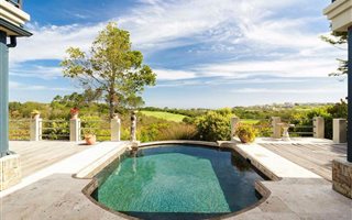 4 Bedroom House in Pezula Golf Estate