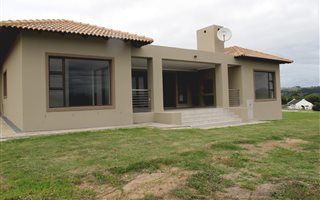 3 Bedroom House in The Hill Estate