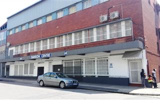 1050 m² Commercial space in Congella