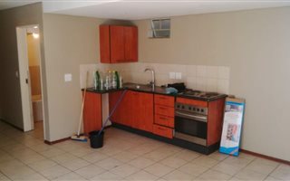 Bachelor apartment in Braamfontein