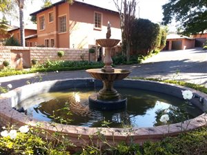 3 Bed Townhouse in Sterrewag