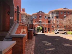 3400 m² Commercial space in Atholl
