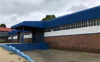 1099 m² Industrial space in Wilbart