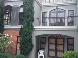2 Bed Apartment in Craighall