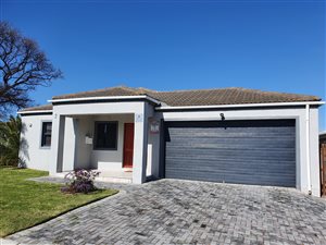 3 Bed House in Eikenbosch
