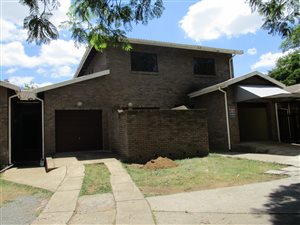 3 Bed Duplex in Egerton
