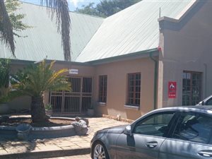 240 m² Commercial space in Moreleta Park