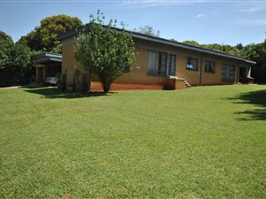 4 Bed House in Signal Hill