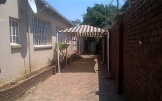 2 Bedroom Townhouse in Benoni Central