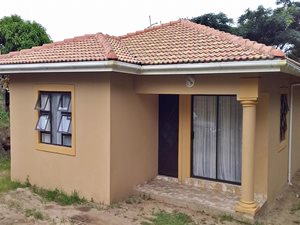 3 Bed House in Lovu